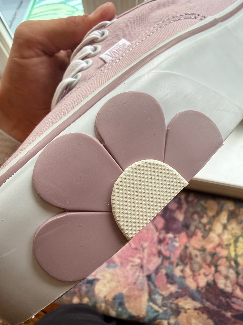 NEVER WORN! Vans Women’s Pink Canvas Platform Sneaker with Daisy Accent - Picture 6 of 12